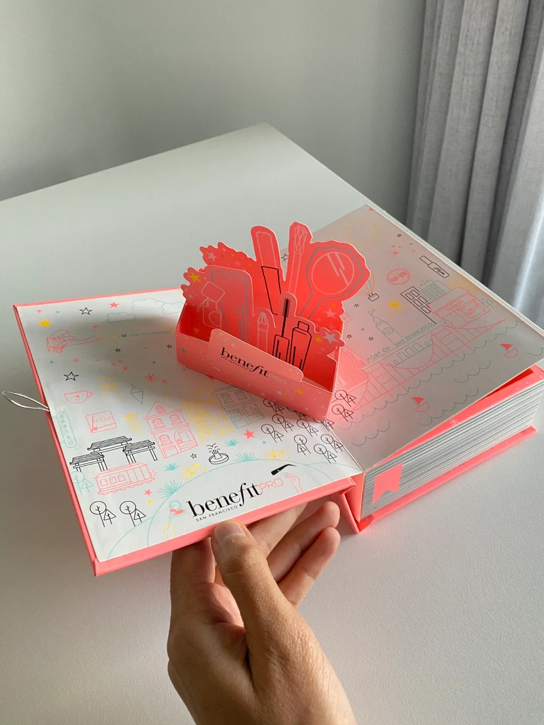 Cute Book-Shaped Makeup Gift Box image indicator(3)