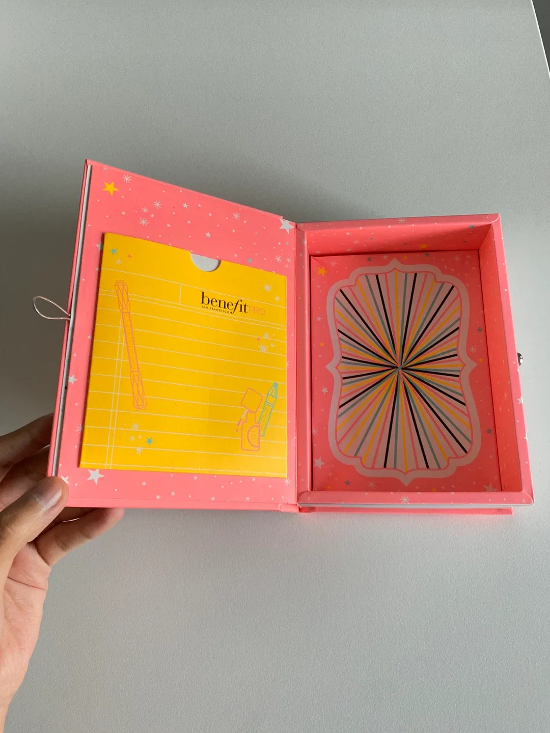 Cute Book-Shaped Makeup Gift Box image indicator(5)