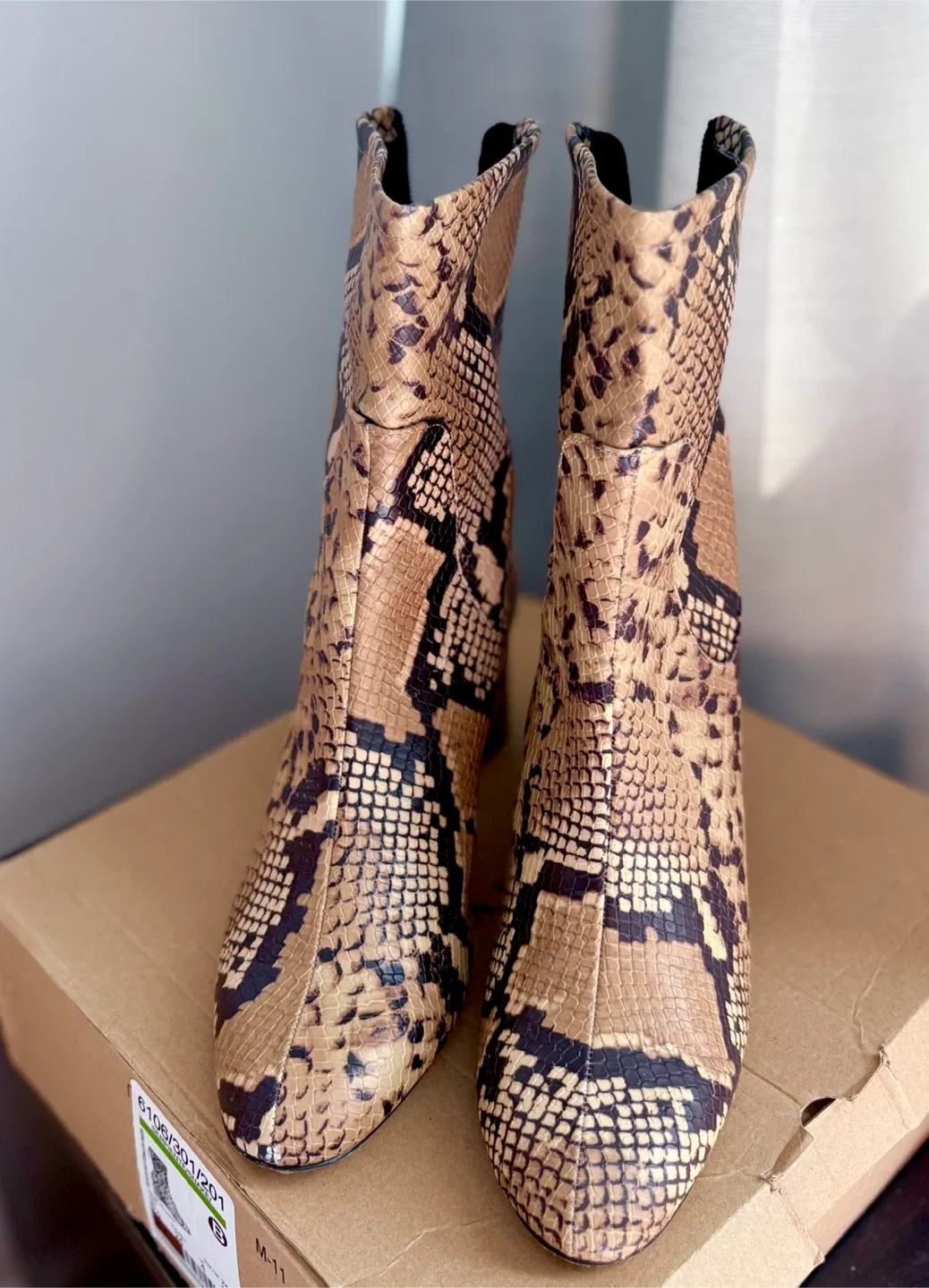 Zara Snake Print Ankle Boots - Size 6.5 ‼️final sale ‼️ image indicator(3)