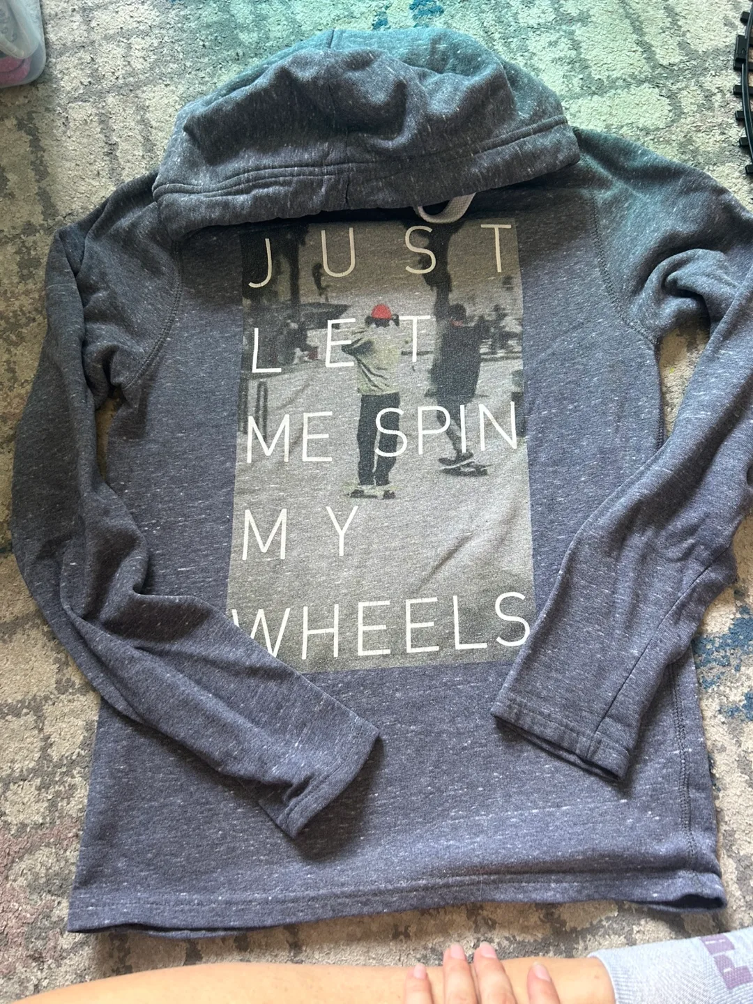 H&M Divided XS Hoodie thumbnail