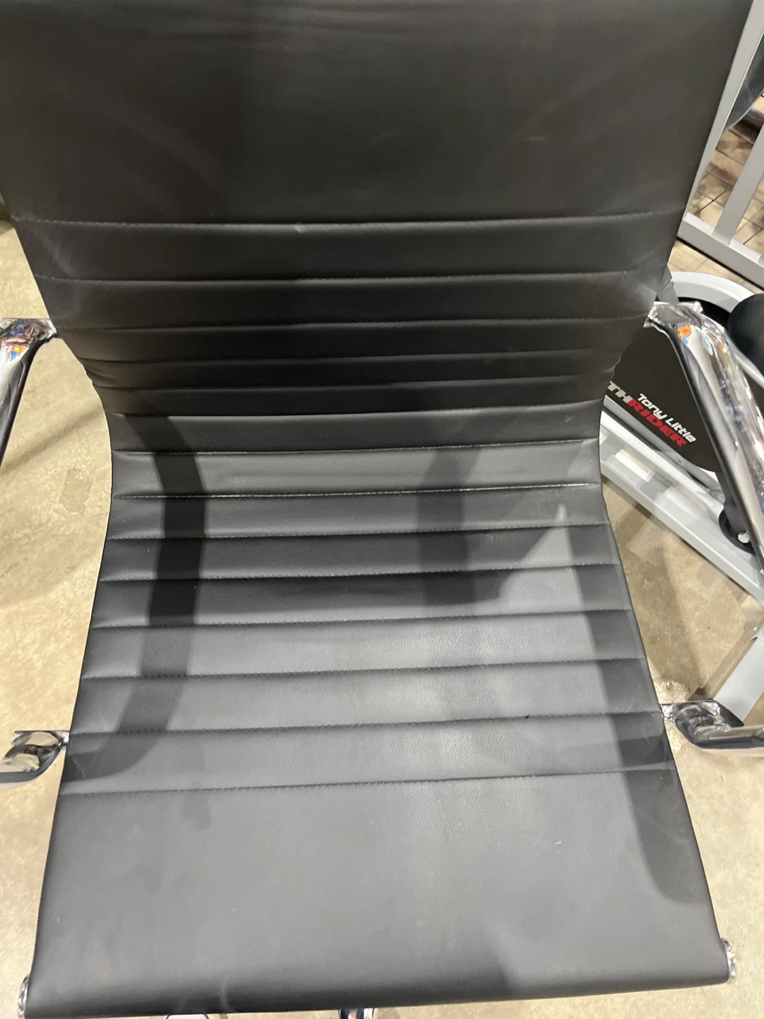 Black Office Chair - photo 4
