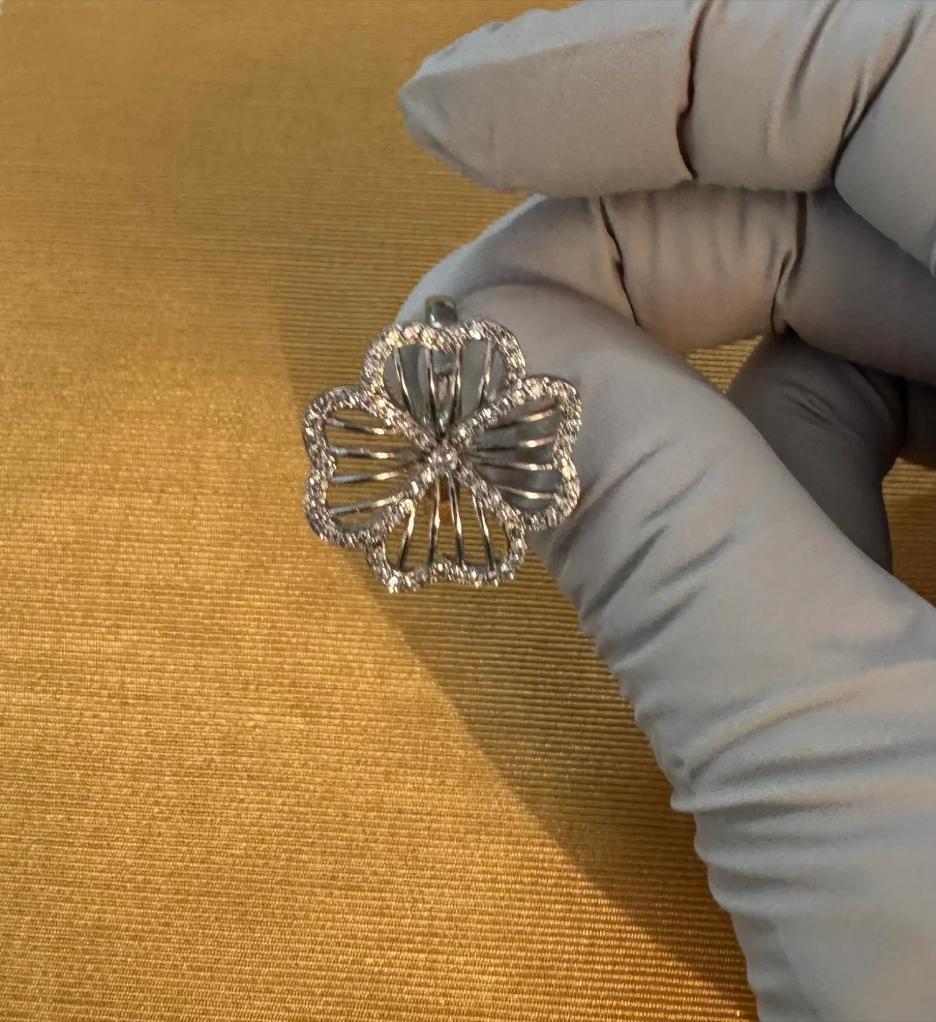 925 Sterling Silver Delicate Lace Flower Ring, Clear stones image indicator(6)