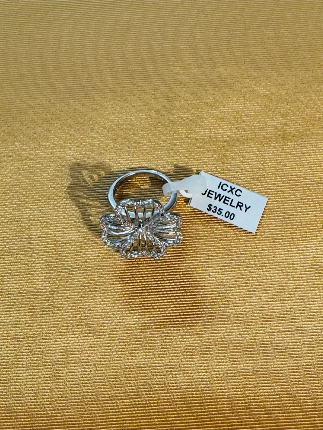 925 Sterling Silver Delicate Lace Flower Ring, Clear stones image indicator(8)