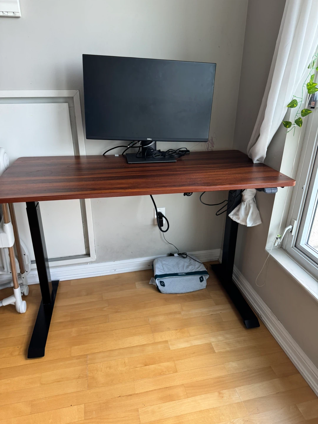 Adjustable Height Standing Desk - Wood Grain - photo 5