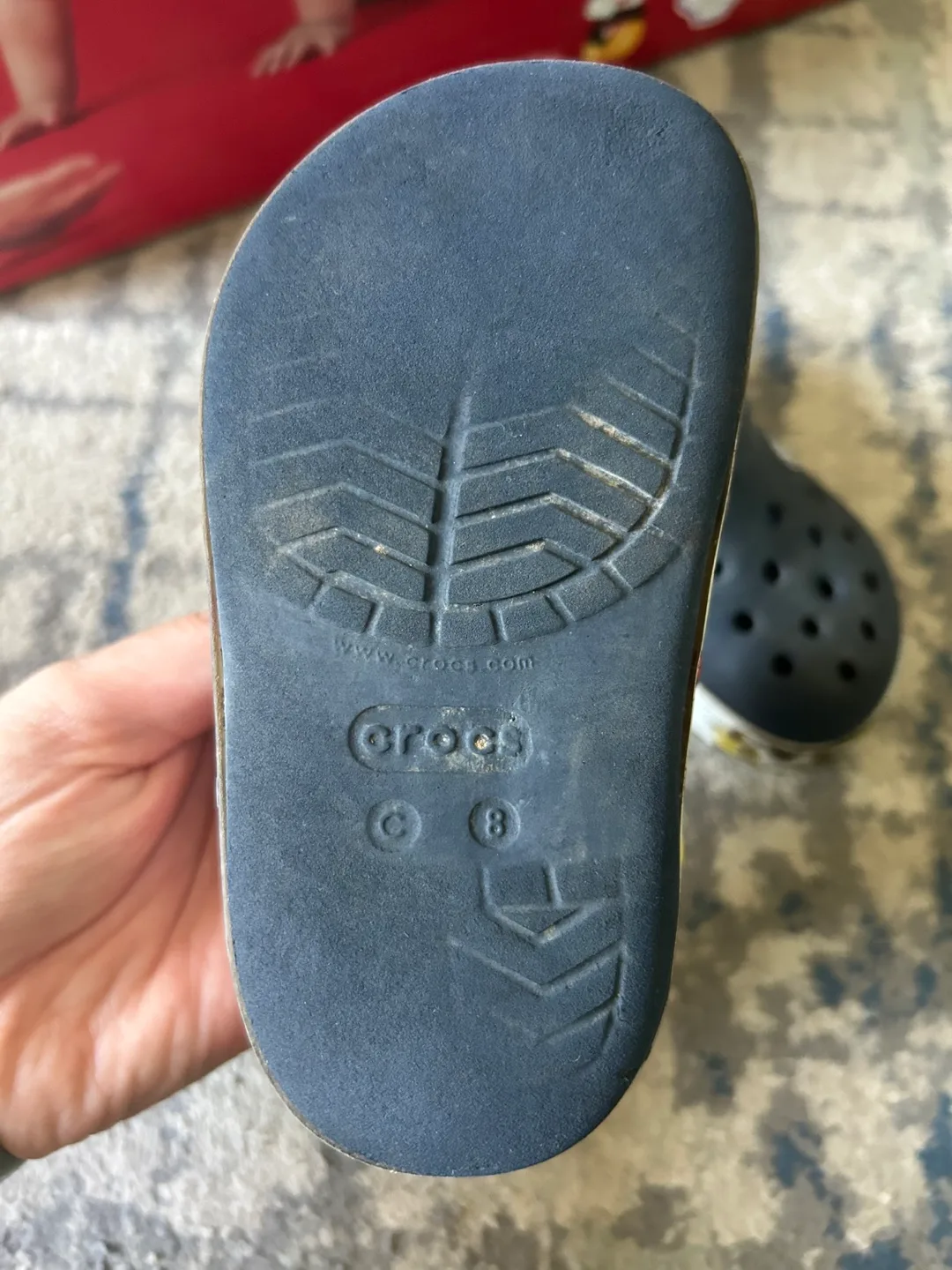 Crocs toddler Size 8 image indicator(2)