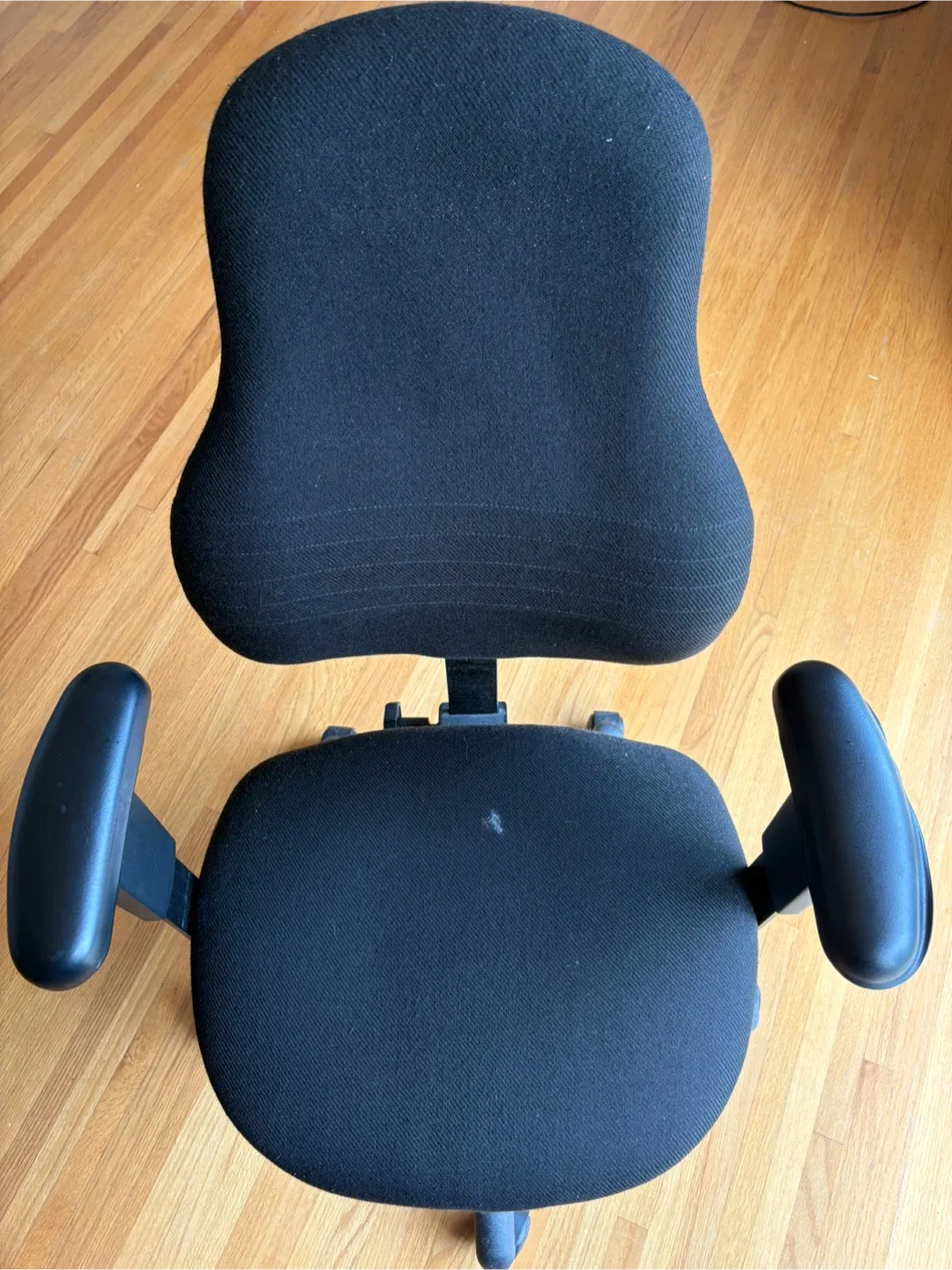 Black Office Chair thumbnail