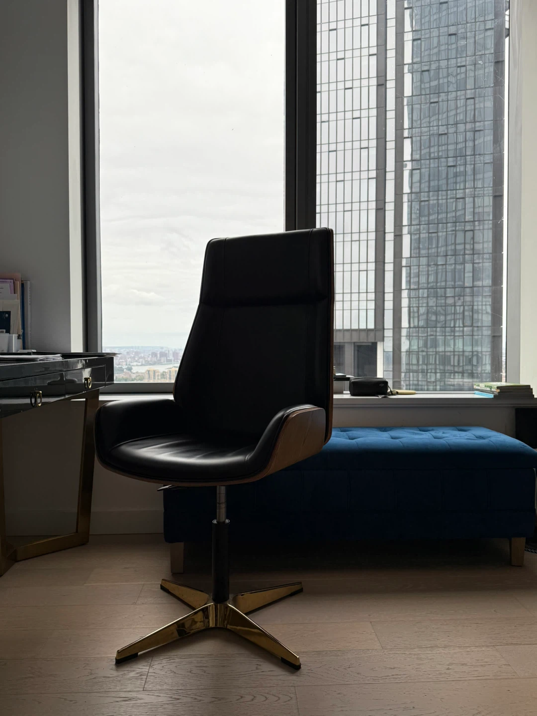 Elegant Leather & Wood Chair ($800=>$200) - photo 4