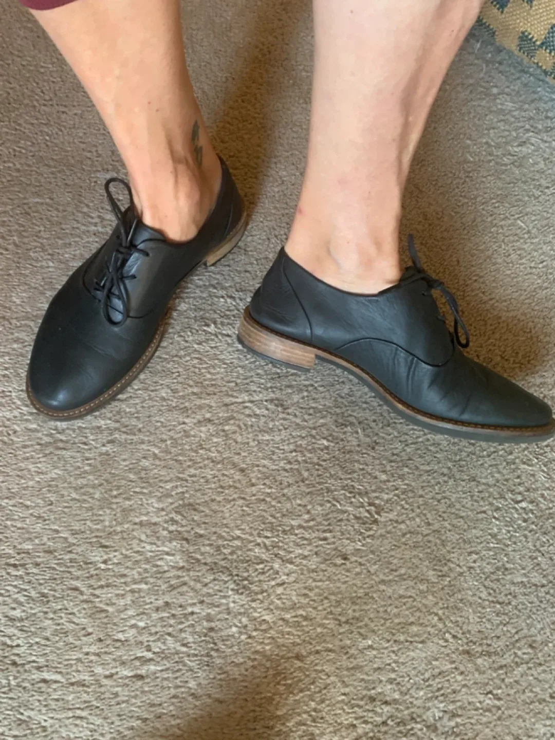 Ecco Black Leather Oxford Shoes Size 8 image indicator(2)