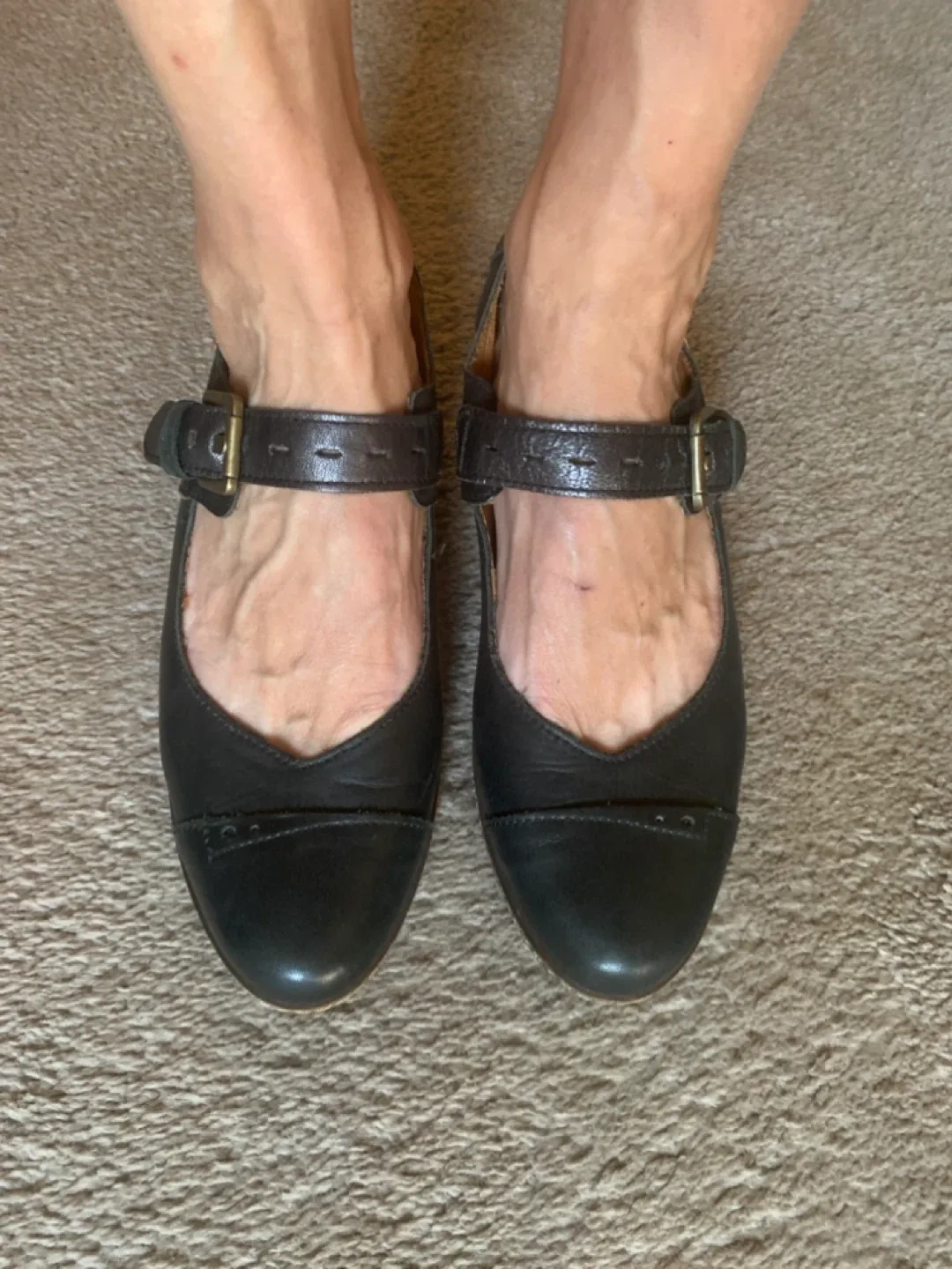 Black Leather Mary Jane Style Shoes thumbnail