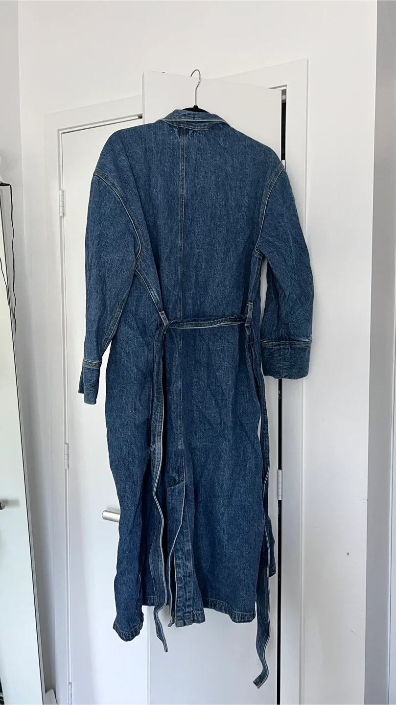 Aritzia Wilfred Free Colpa Denim Jacket - size 2 image indicator(5)