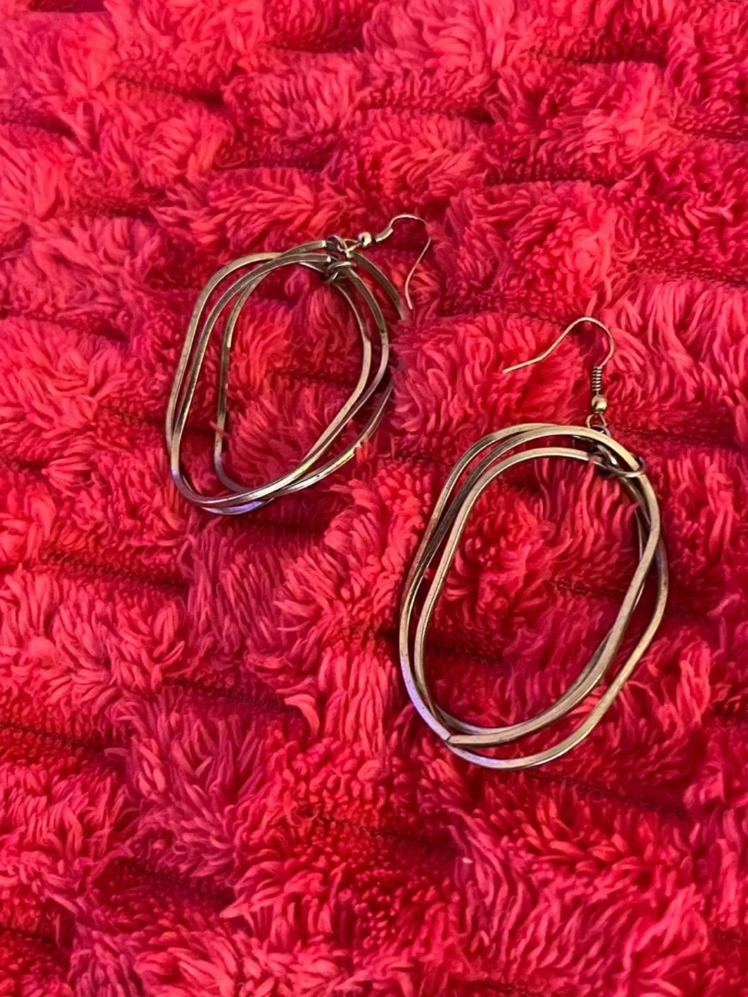 Silver Tone Earrings thumbnail