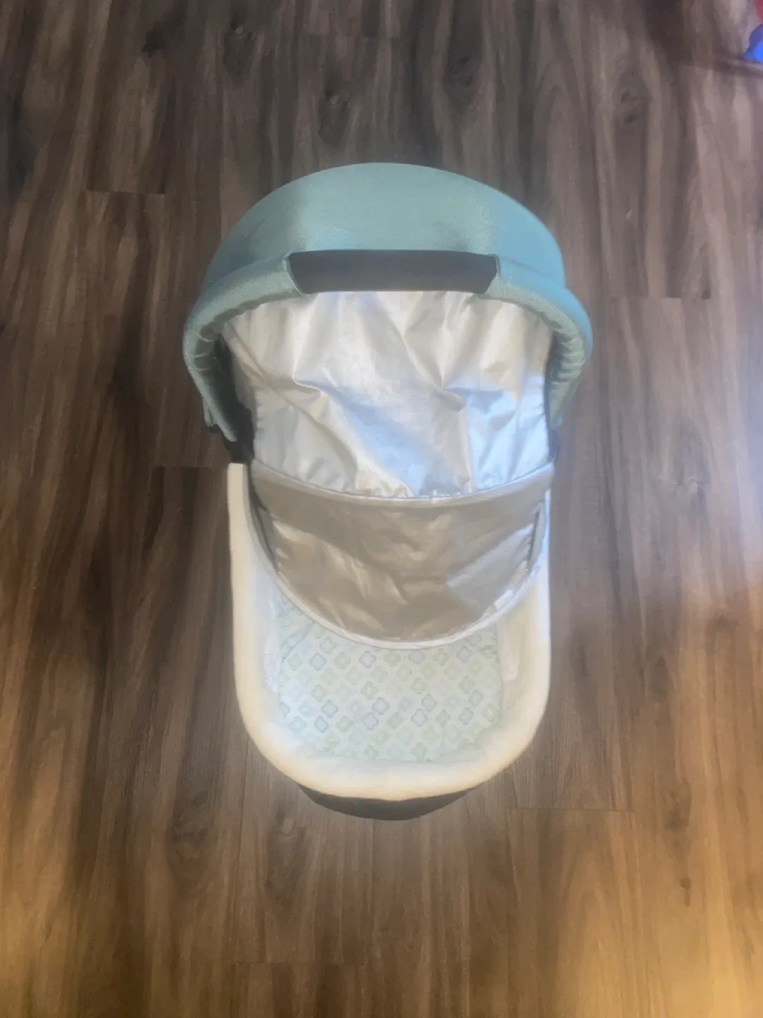 UPPAbaby Bassinet - Green thumbnail