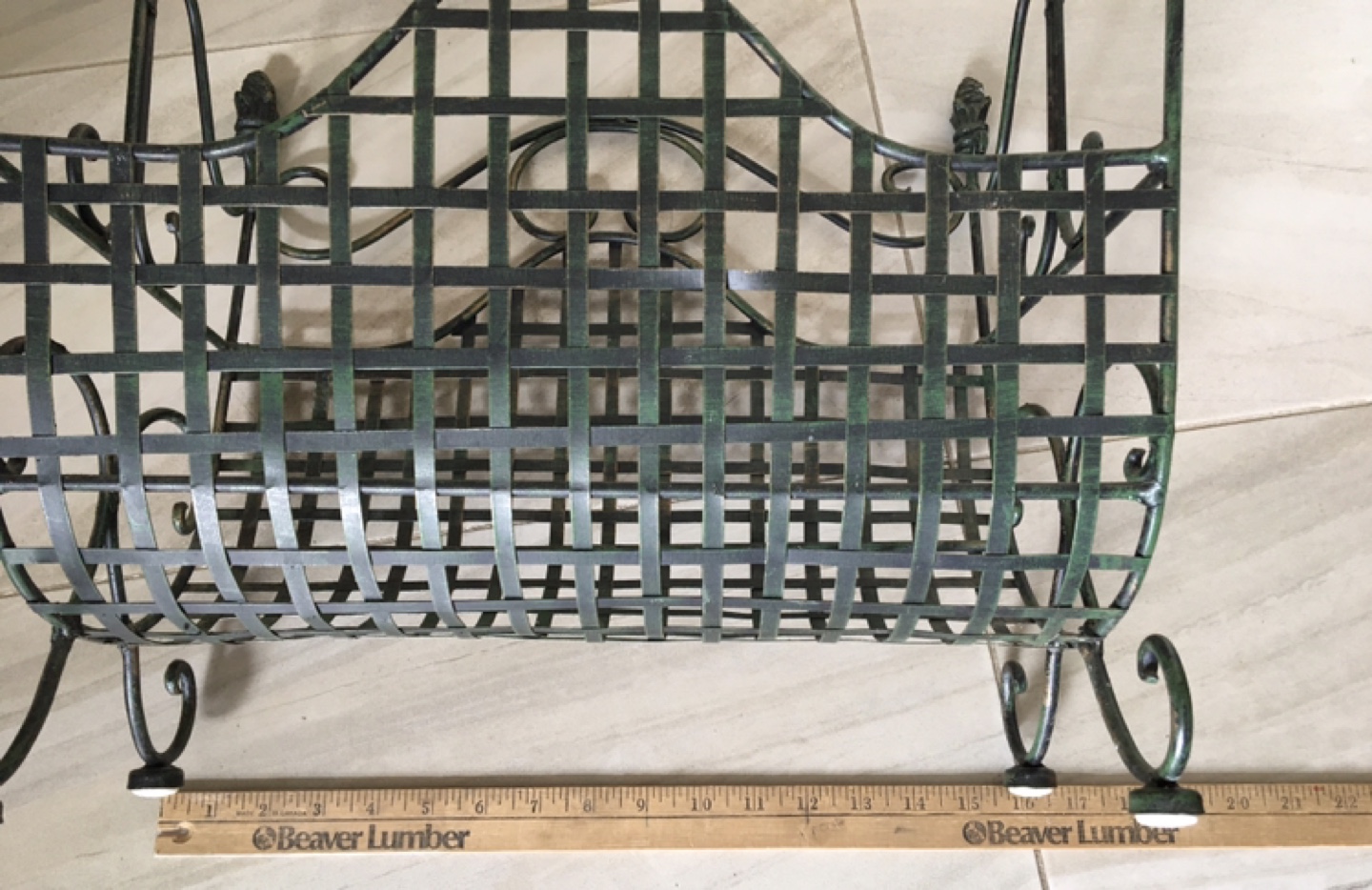 Vintage Style Metal Magazine Rack - photo 3