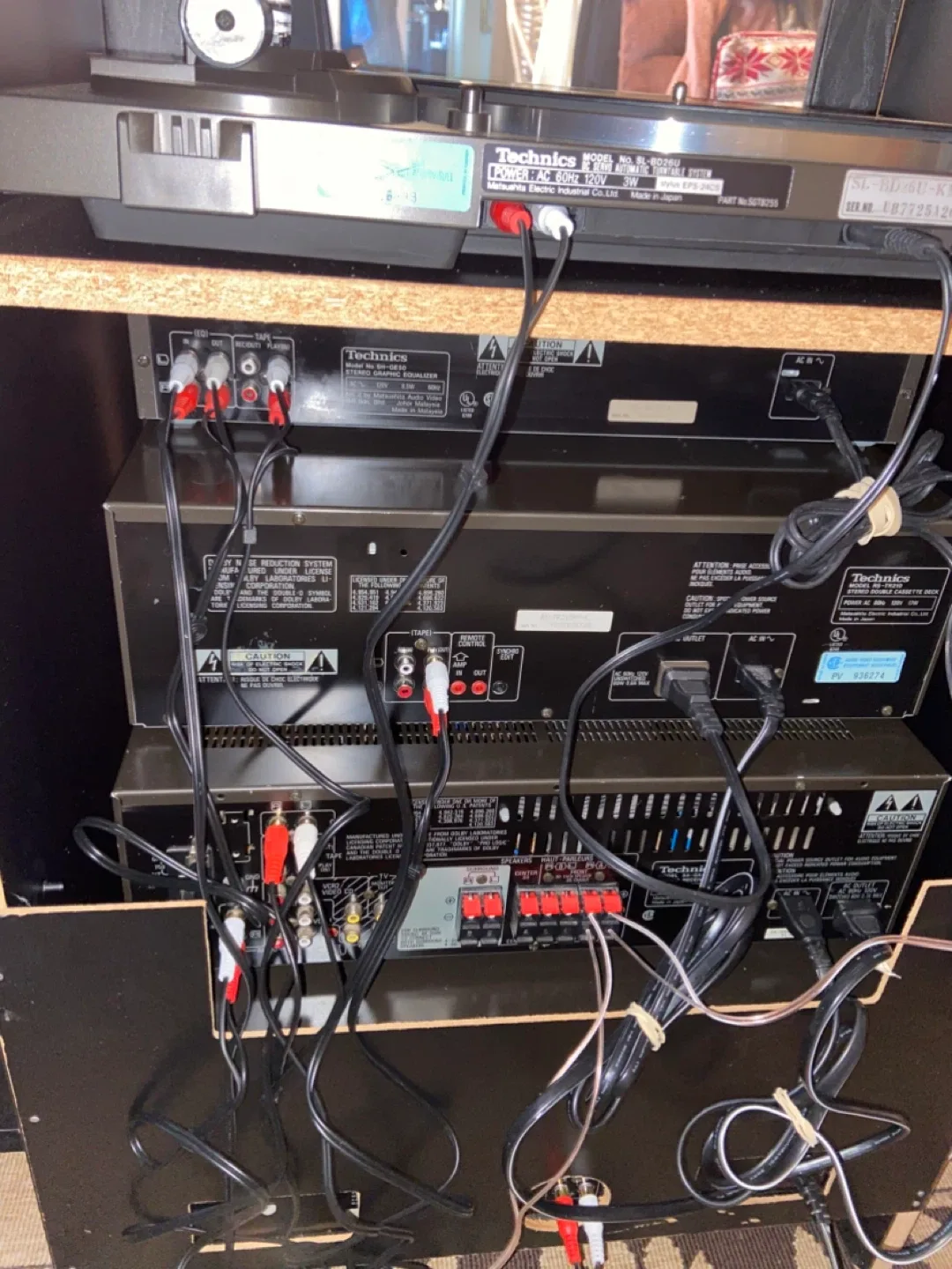 Technics Stereo System with Remote image indicator(8)