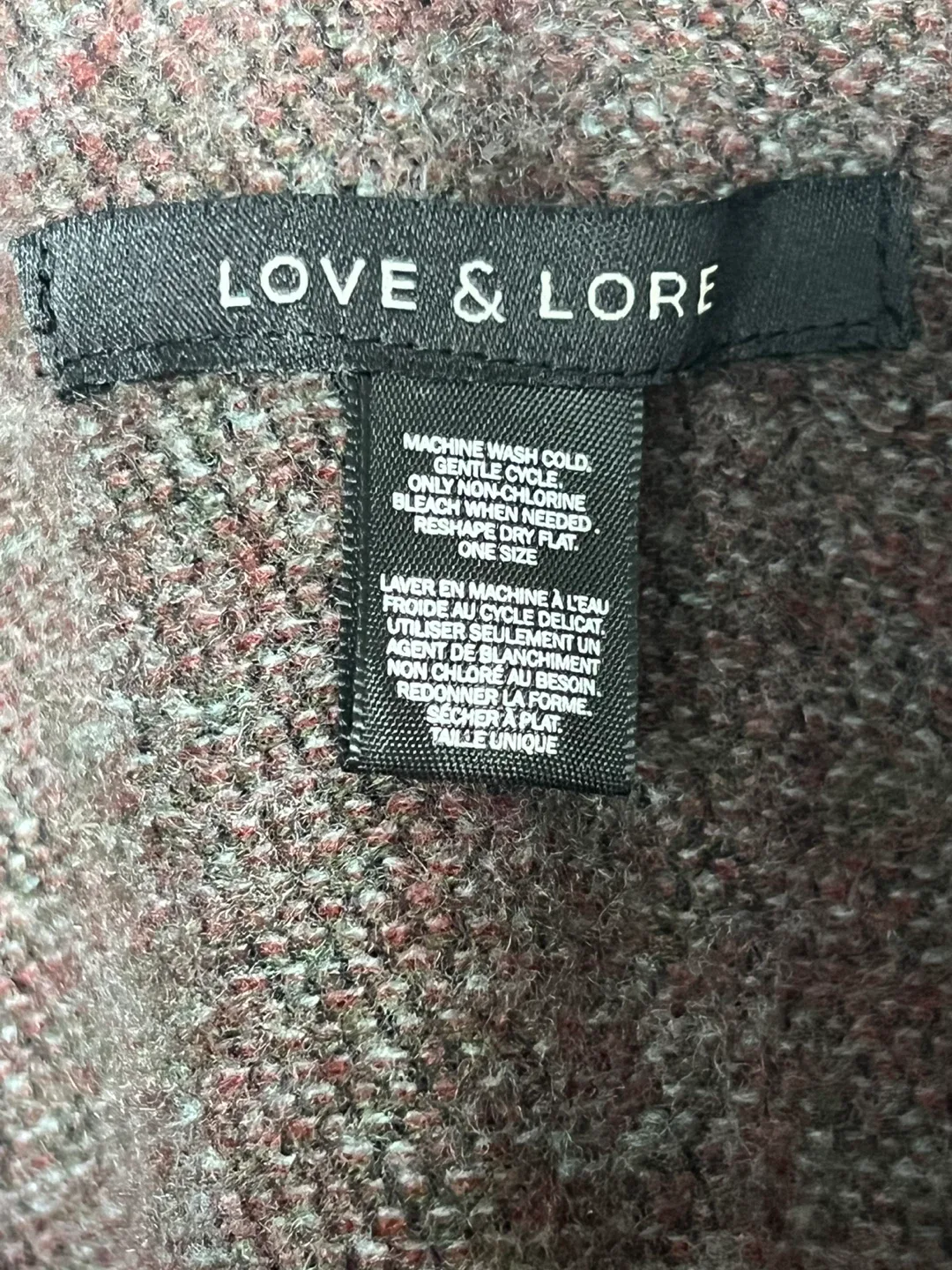 Love & Lore One Size Poncho image indicator(4)