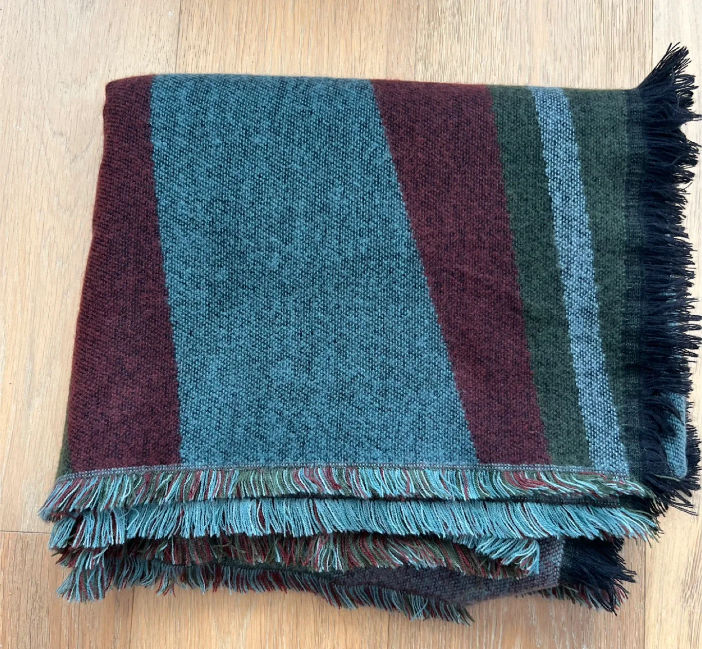 Love & Lore One Size Poncho image indicator(8)