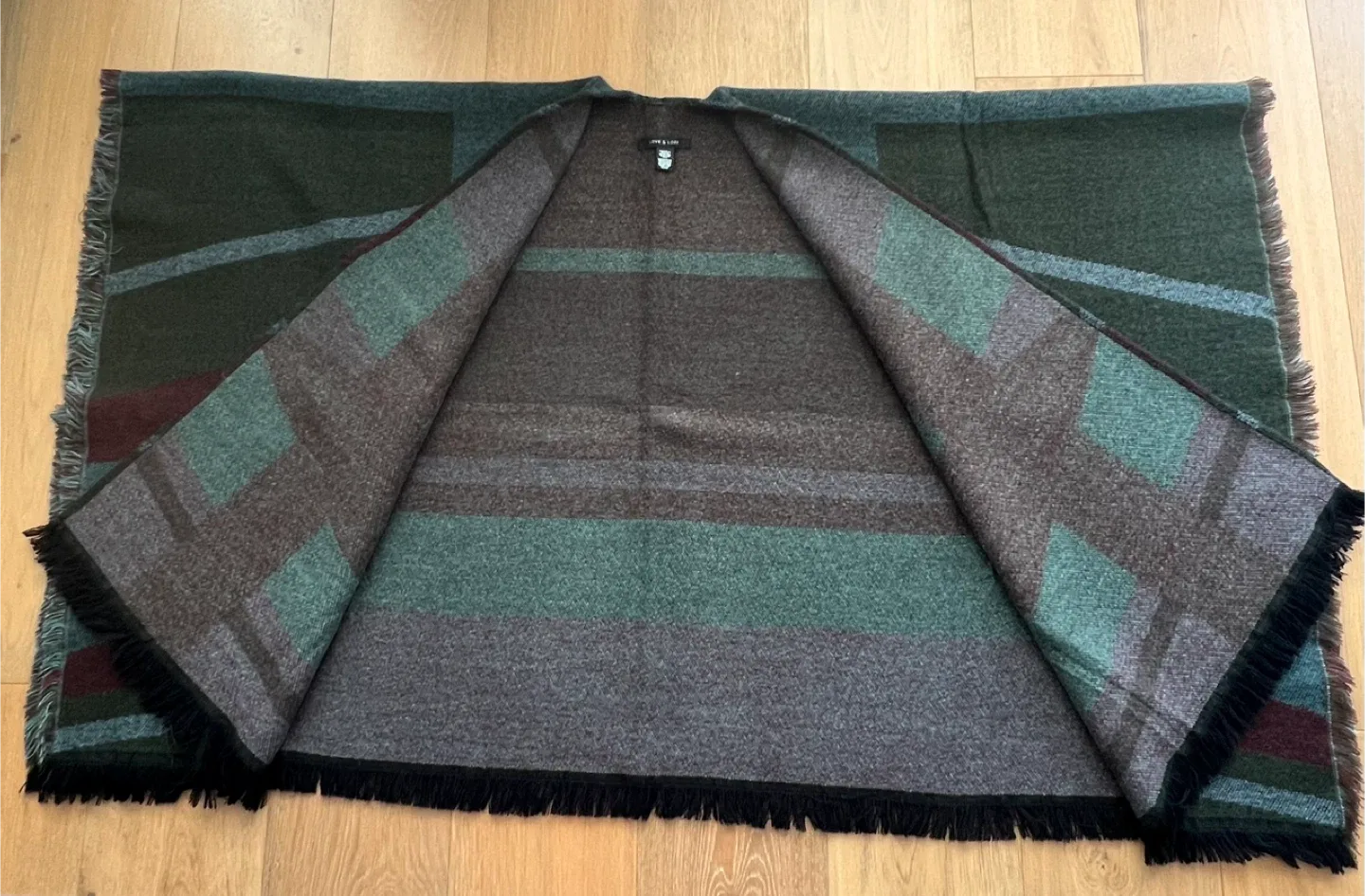 Love & Lore One Size Poncho image indicator(10)