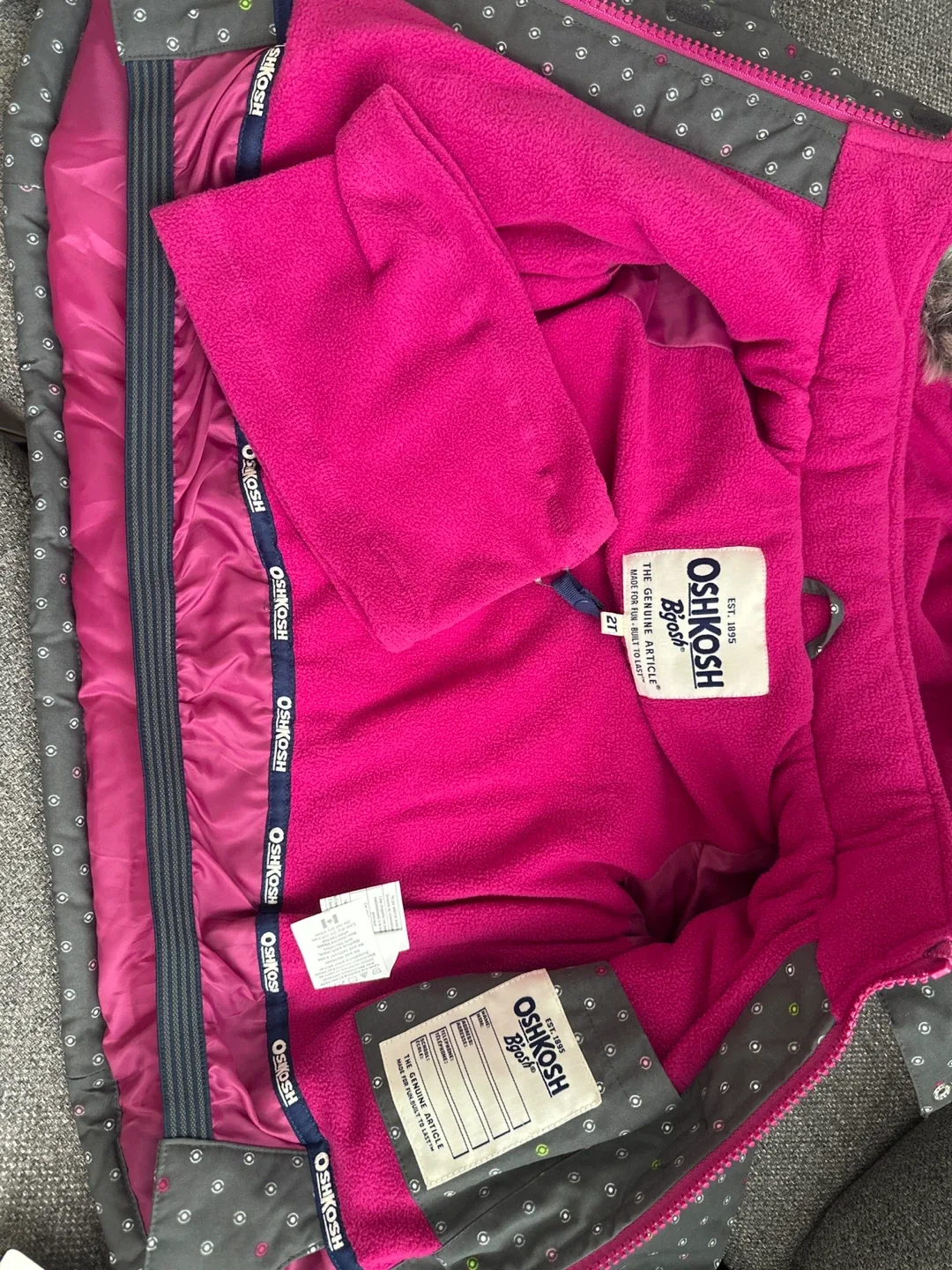 OshKosh B'gosh 2T Winter Jacket - Grey & Pink image indicator(7)