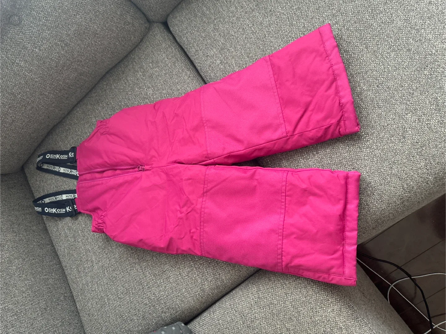 OshKosh B'gosh 2T Winter Jacket - Grey & Pink image indicator(8)