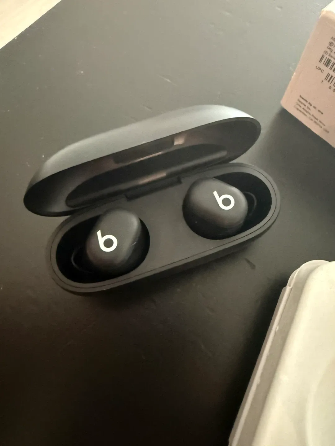 New Beats Solo Buds - Black thumbnail