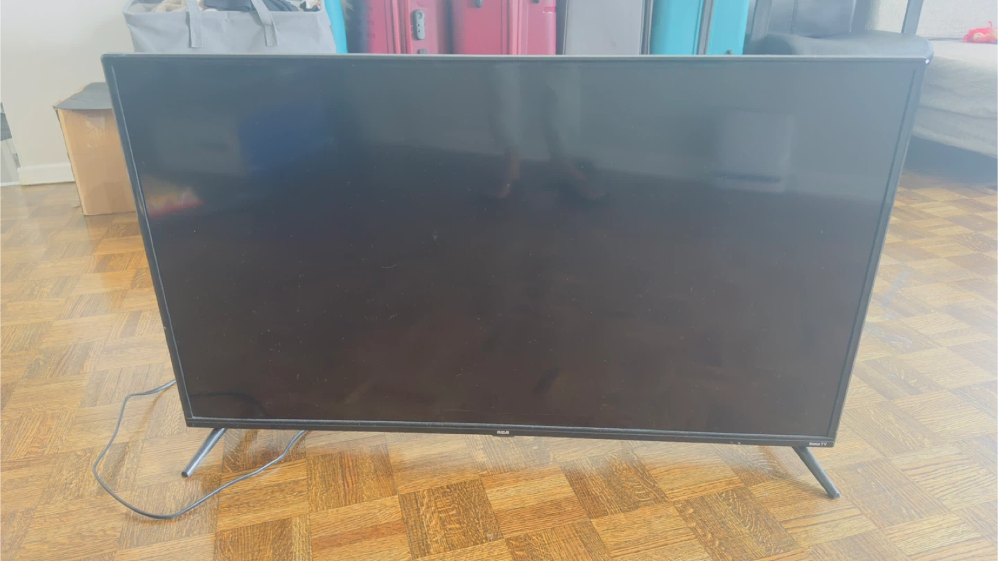 RCA 45" Roku Smart TV