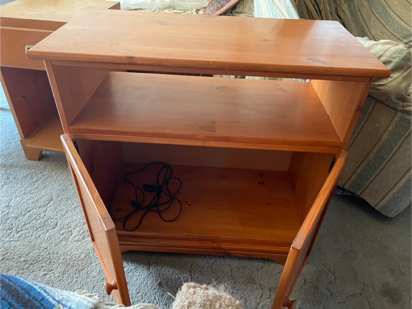 WOOD TV STAND - photo 2