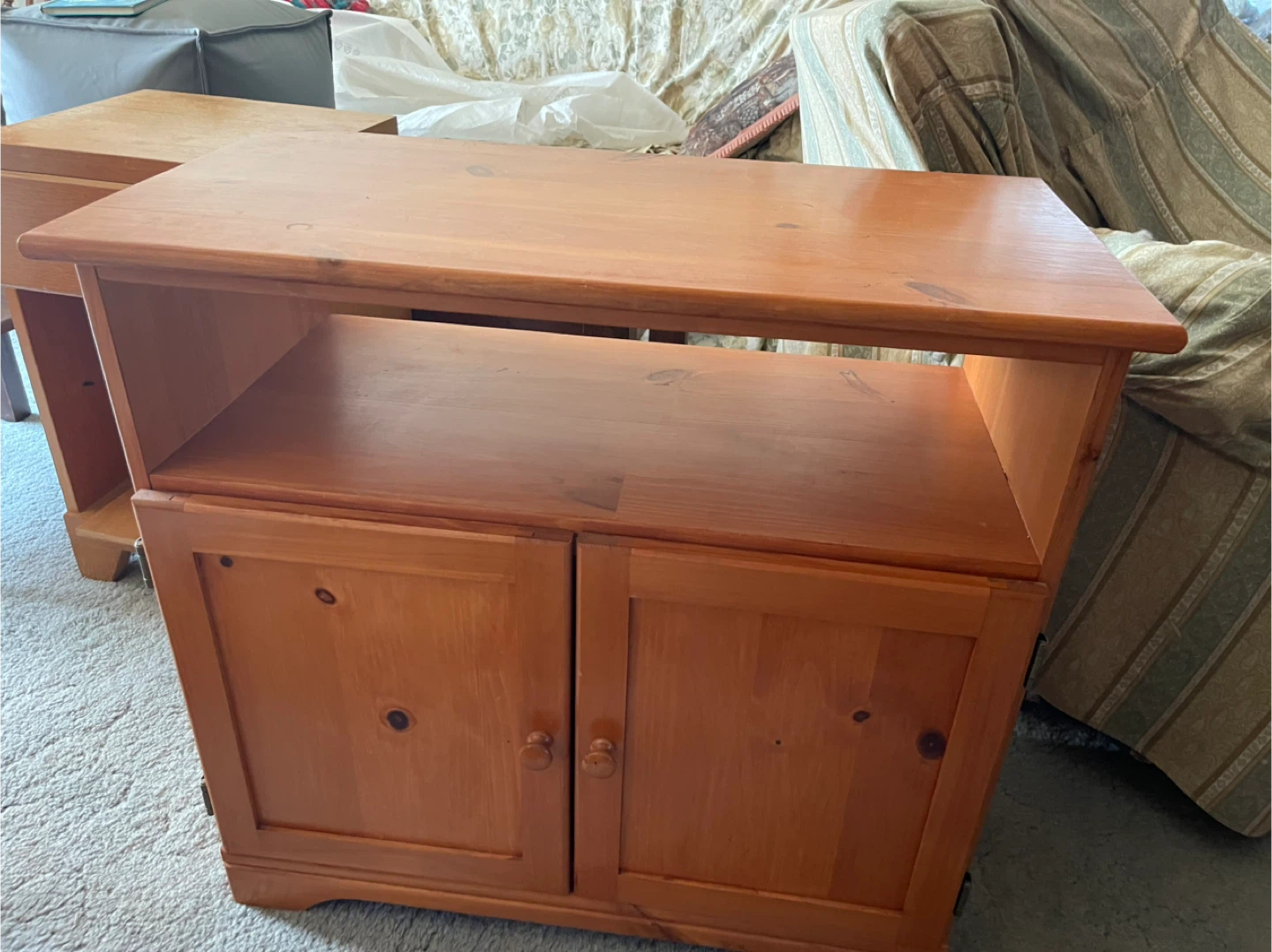 WOOD TV STAND