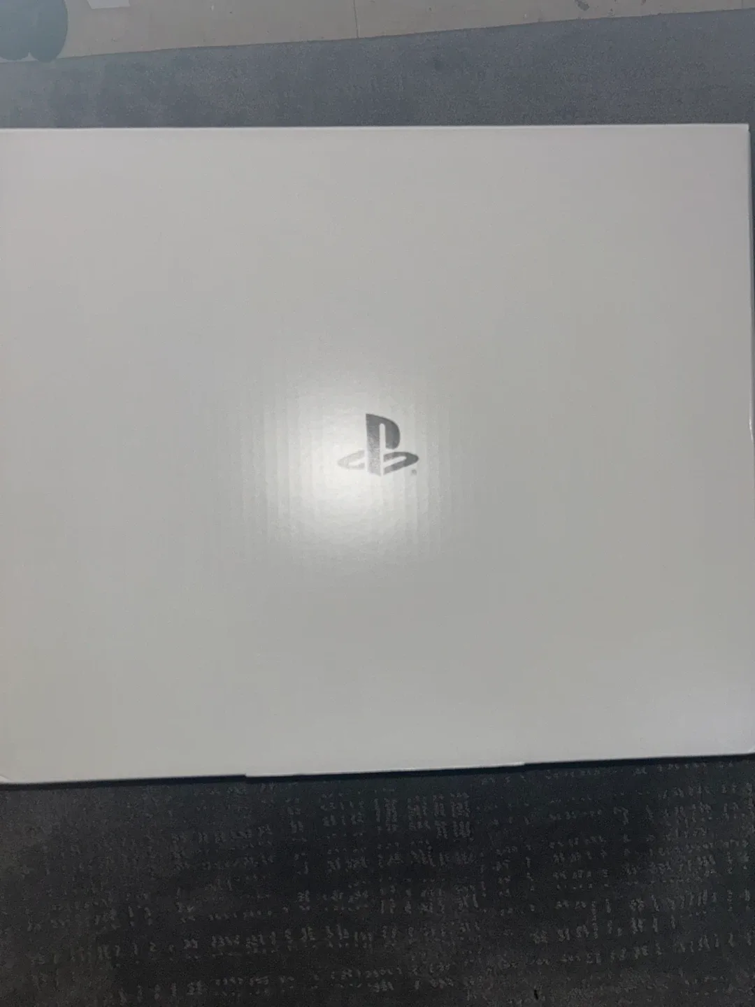 Sony PlayStation 5 (PS5) with Call of Duty image indicator(2)