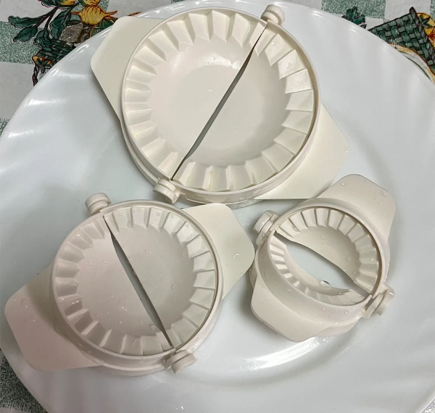 NEW Kitchen Mate Patty Trio Dumpling Maker image indicator(2)