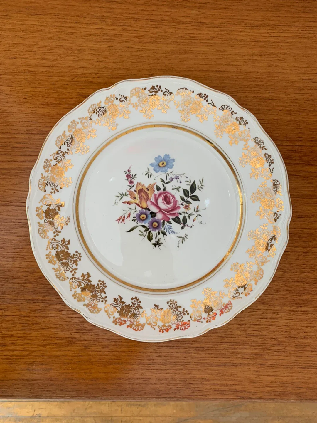 Set of 5 Dinner Plates - Alfred Meakin Golden Posy image indicator(2)