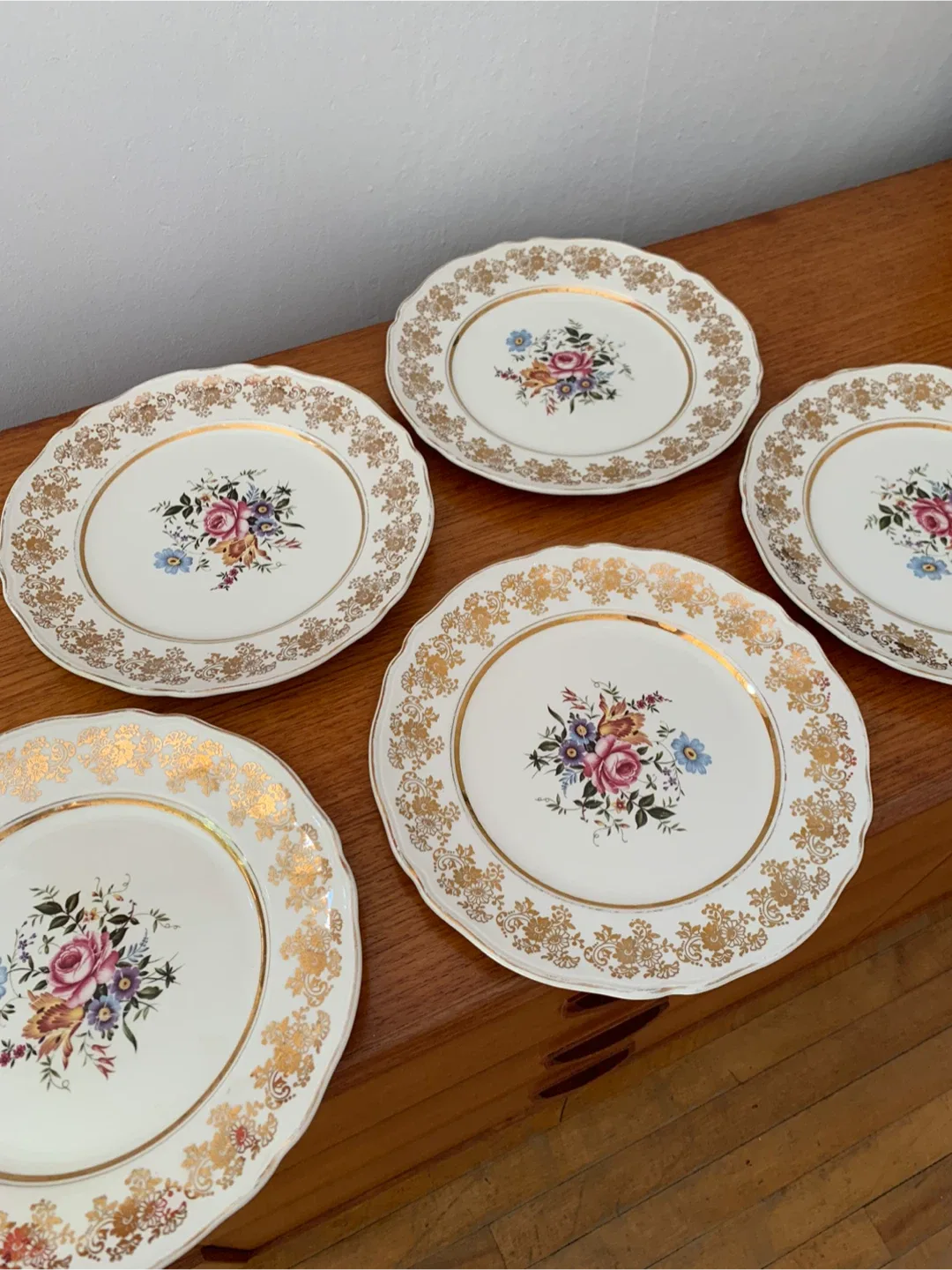 Set of 5 Dinner Plates - Alfred Meakin Golden Posy image indicator(5)