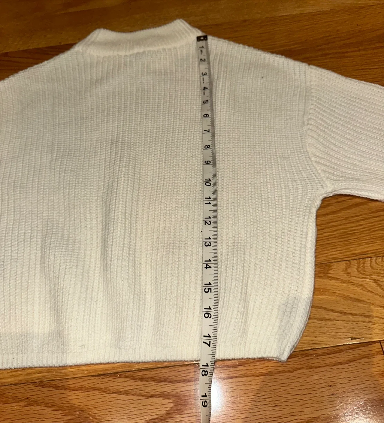Cream Knit Sweater image indicator(3)