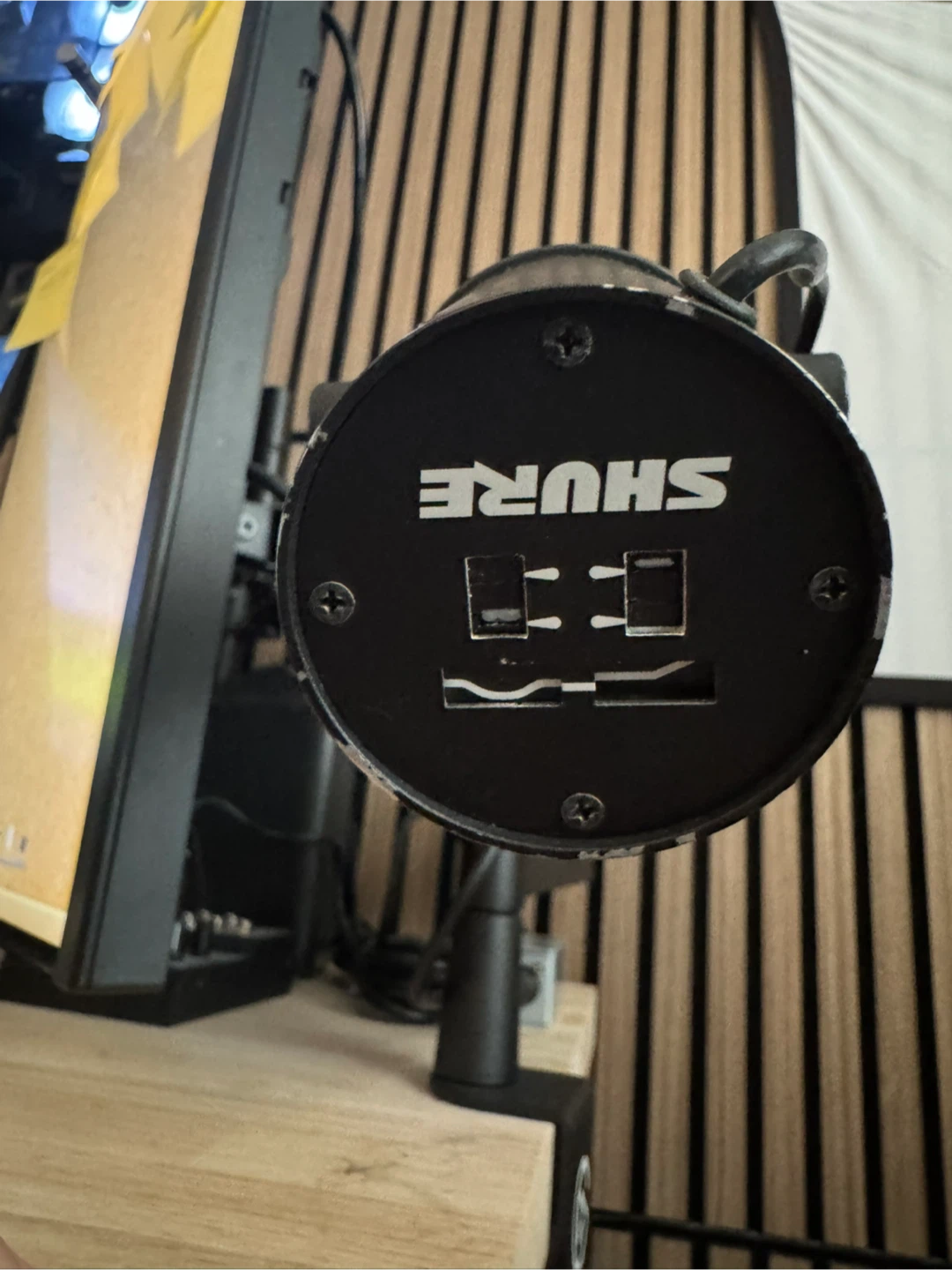 Shure SM7B w/ USB Mix, Amp Booster and Elgato Mic stand - photo 4