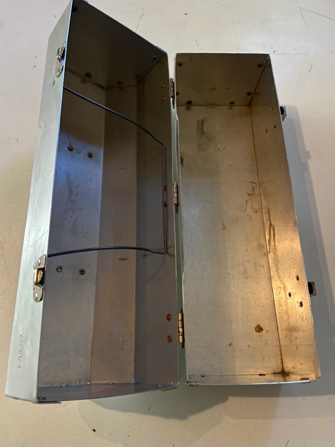 Vintage L. May MFG. Toolbox - Sudbury, Ontario image indicator(9)