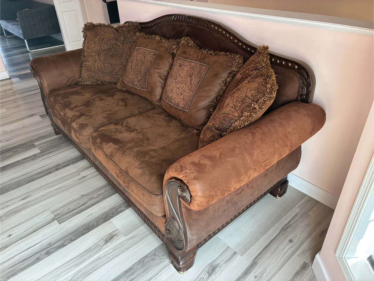 Sofa set (3+2 seater) with Pillows - photo 5