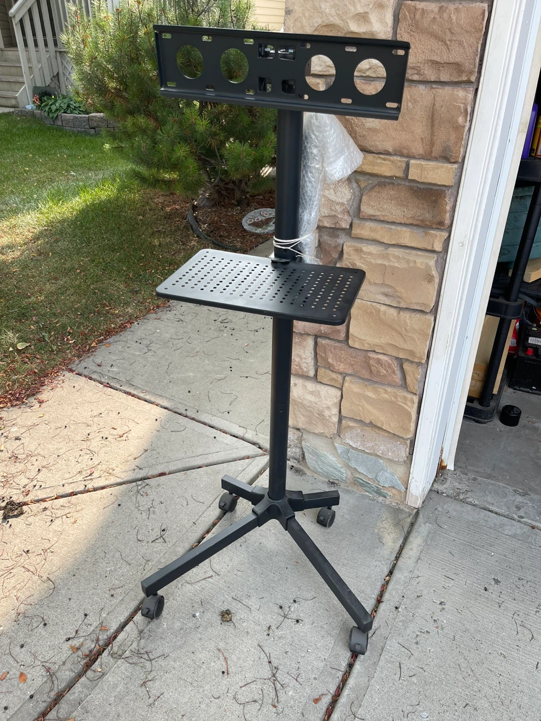 Mobile Tv Stand With Wheels - photo 2