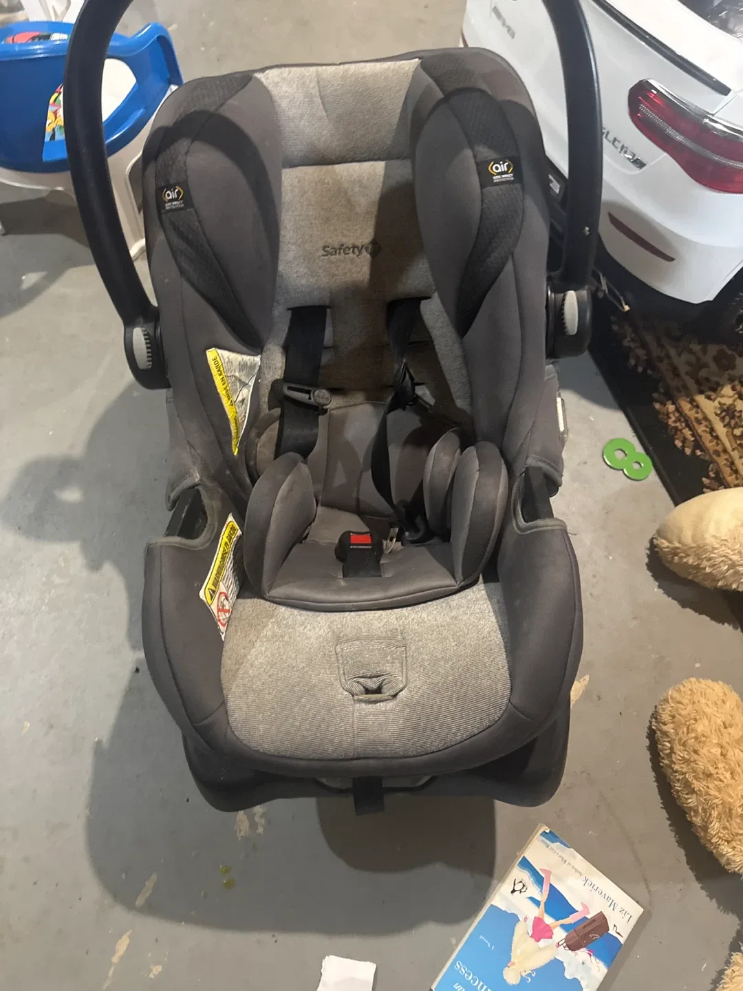 Safety 1st Infant Car Seat thumbnail