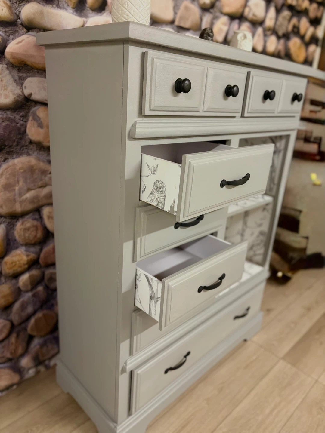 Grey Painted Dresser with Open Shelf - photo 4