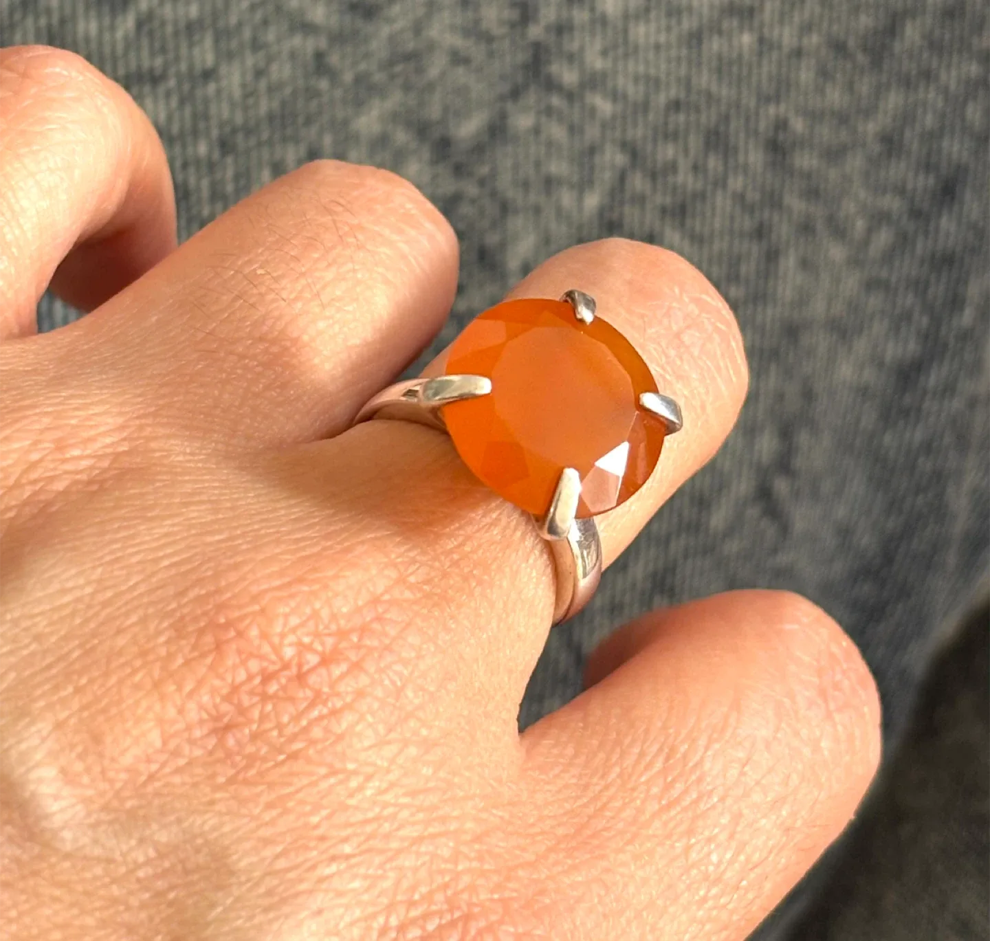 925 Sterling Silver carnelian Ring, US size6, fits 7 too.🥰 image indicator(2)