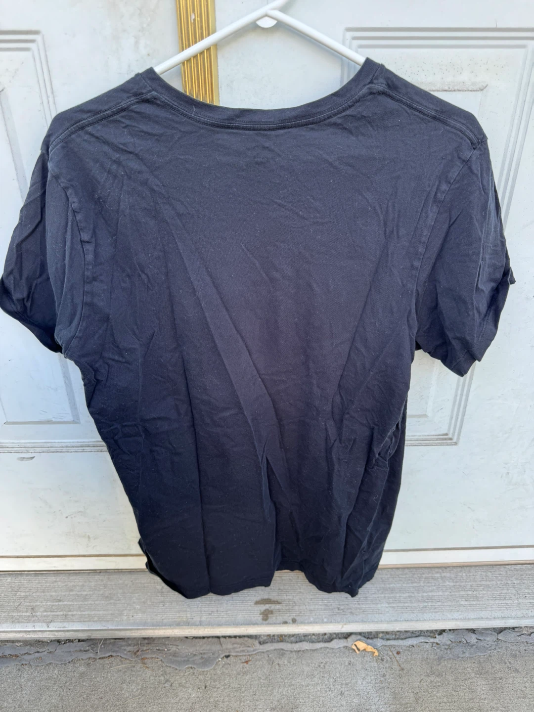 Calvin Klein Black V-Neck T-Shirt - Size M - photo 3