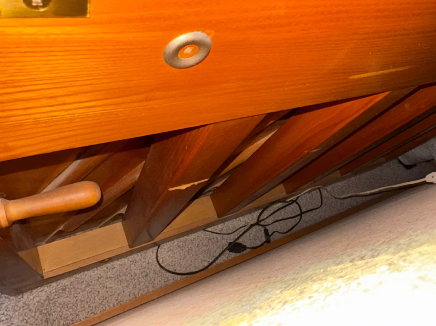 Upright Piano MAKE ME A RESONABLE OFFER image indicator(5)