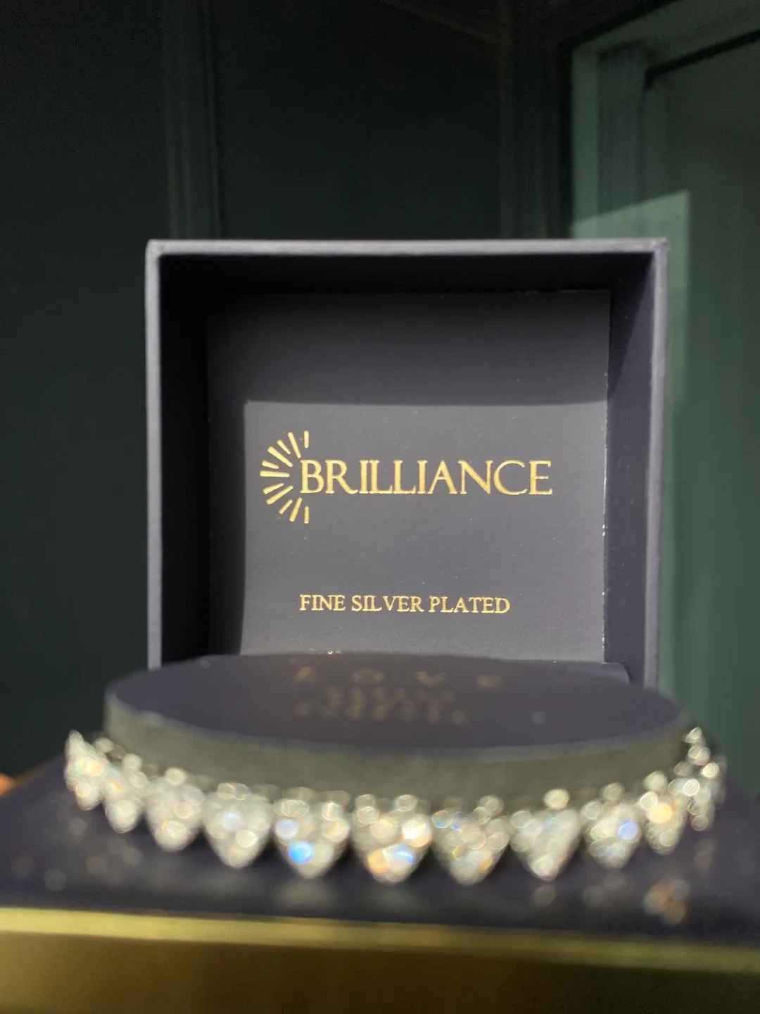 Brand NEW Sparkly Silver heart bracelet image indicator(2)