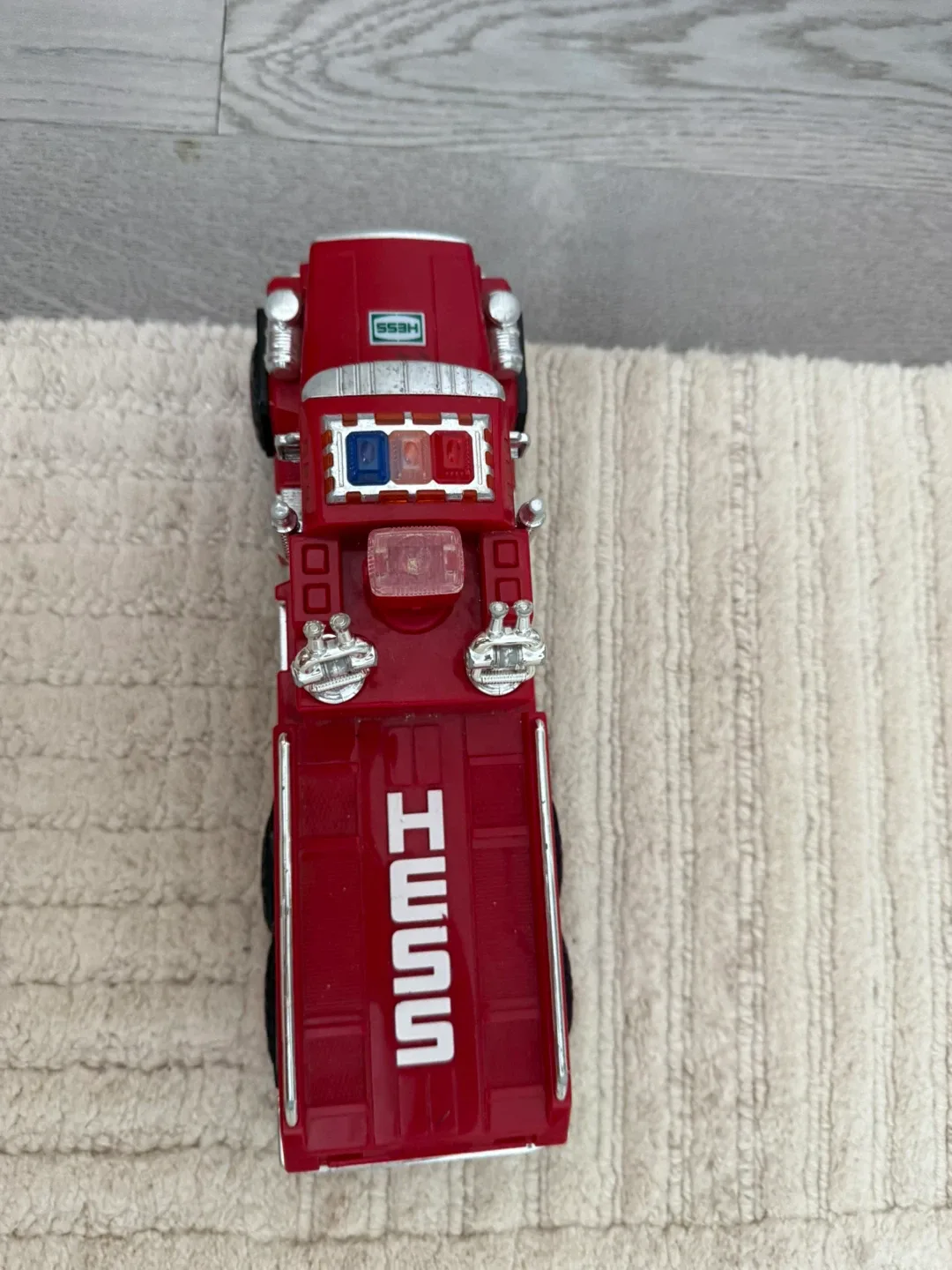Hess Toy Truck and RV image indicator(2)