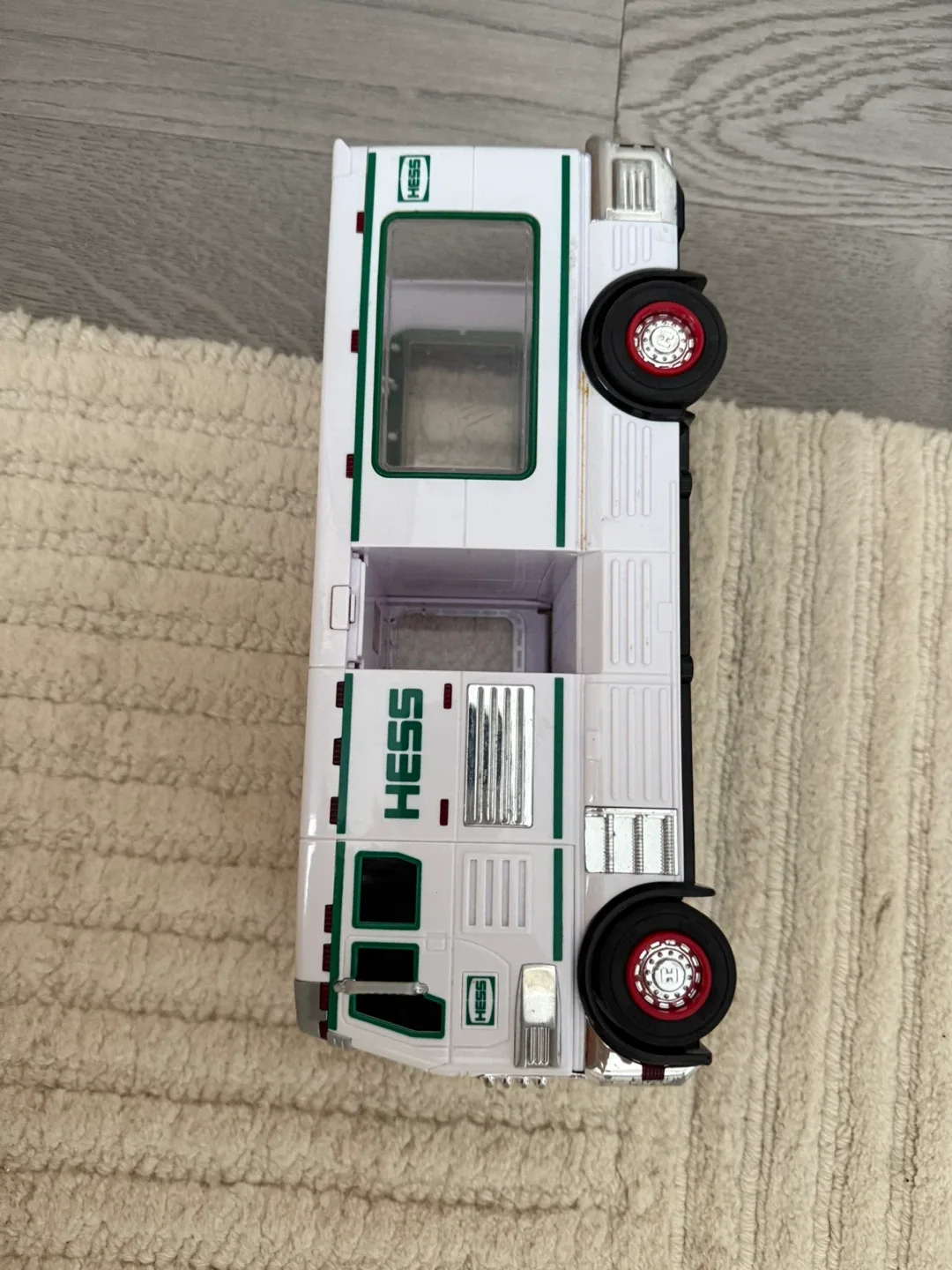 Hess Toy Truck and RV image indicator(7)