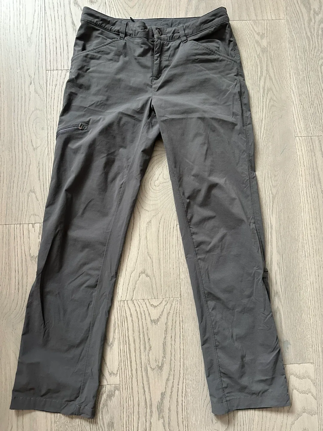 Patagonia Gray Hiking Pants - Size 8 image indicator(6)