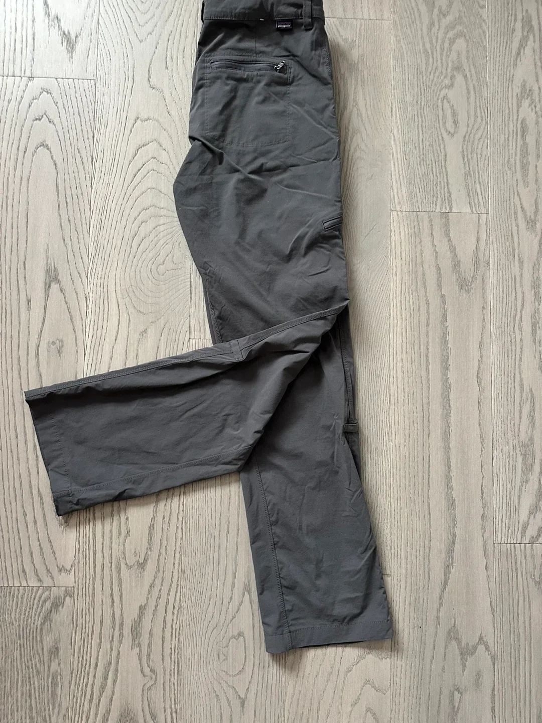 Patagonia Gray Hiking Pants - Size 8 image indicator(7)