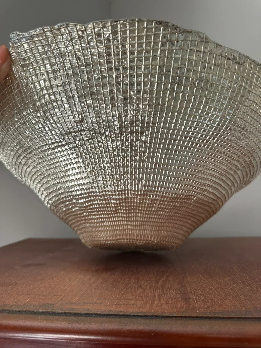 Decorative Silver/ pale gold Bowl image indicator(2)