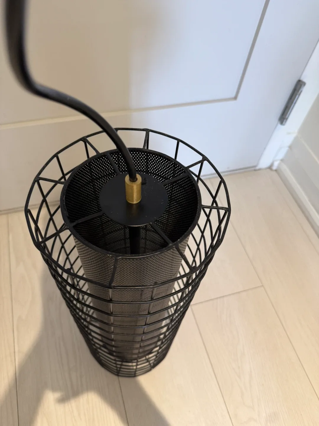 “LIKE NEW” Black Metal Cage Pendant Light image indicator(2)