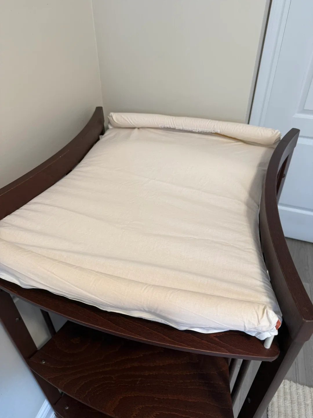 Stokke Changing Table with Pad image indicator(4)