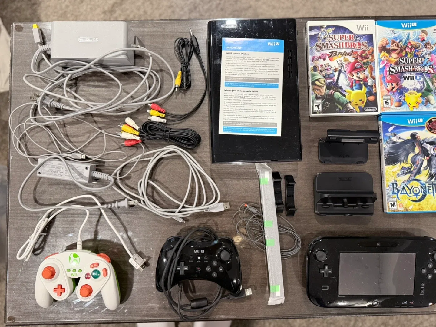 Nintendo Wii U Console Bundle with Games image indicator(3)